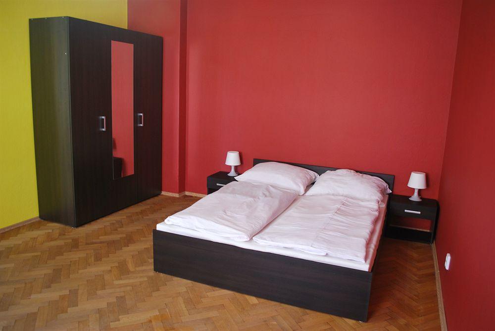 Hostel Foster Mariánské Lázně Exterior foto
